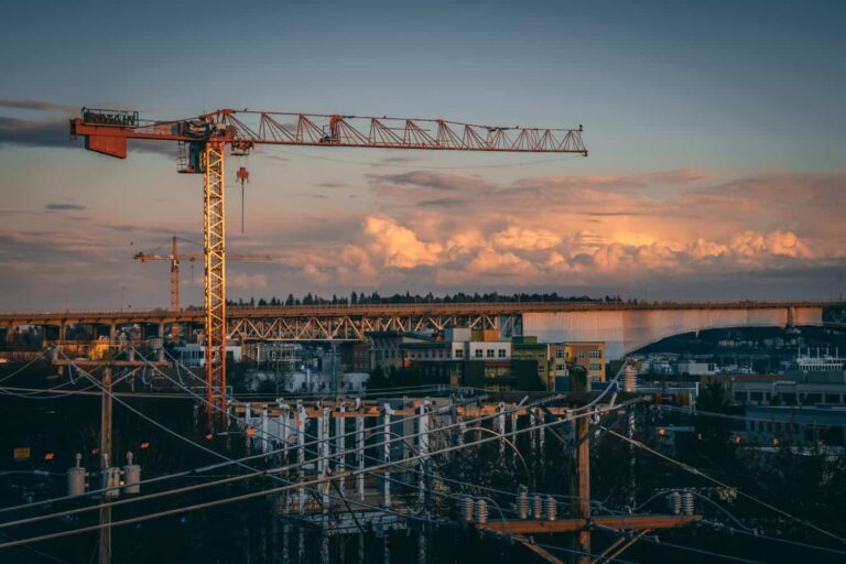 Industriile în care sunt folosite țevile laminate - de la construcții, la industria energetică