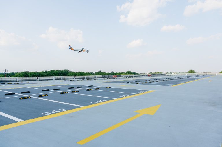 long term parking Otopeni