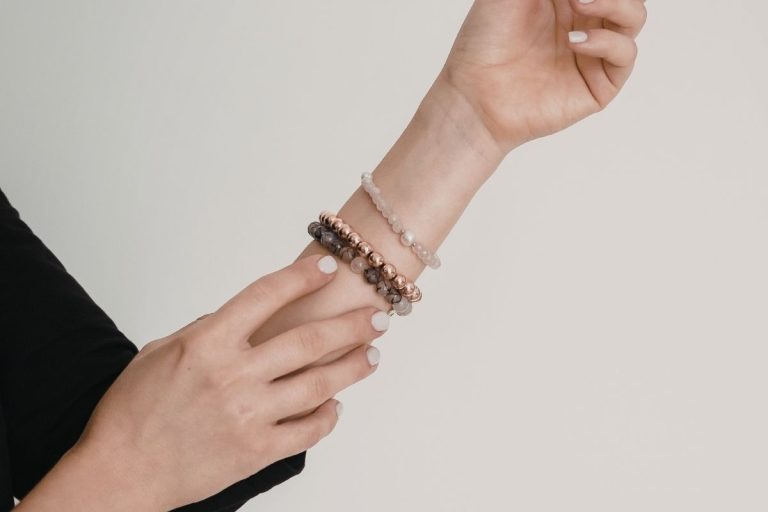 bratari pietre naturale