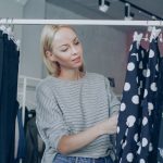Photo wear same clothes in different ways