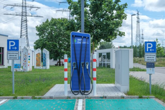 Piața mașinilor electrice second-hand din România: ce trebuie să știi — Cluj Napoca NEWS