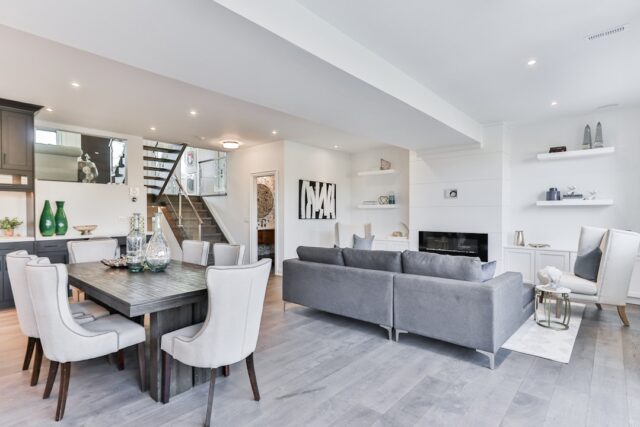 Photo real estate market